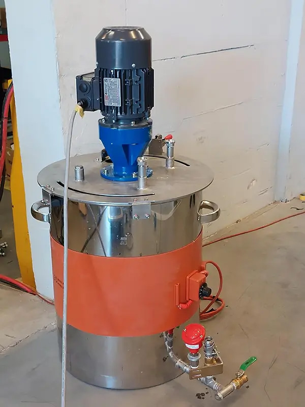 Pumps and mixer for spraying robot